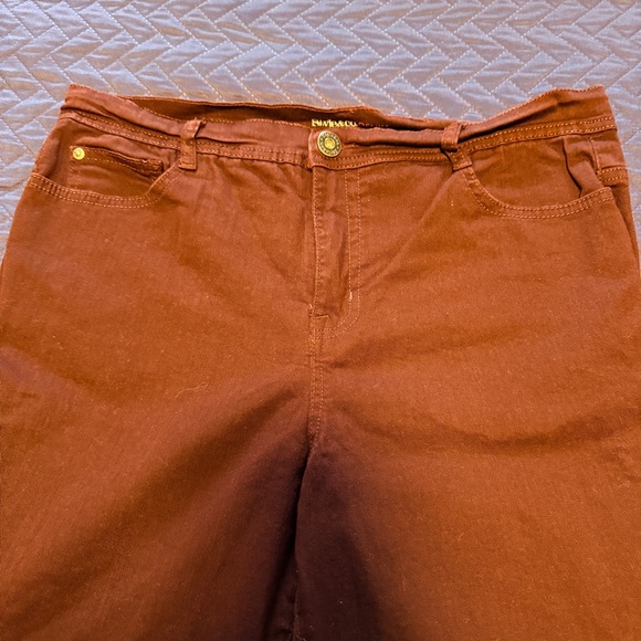 2 for $20! Style & Co. Dark Burgundy Slim Leg Denim - Picture 6 of 8